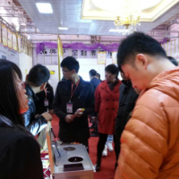 奧邦全屋頂引爆青島華夏家博會,鋒芒畢露展實